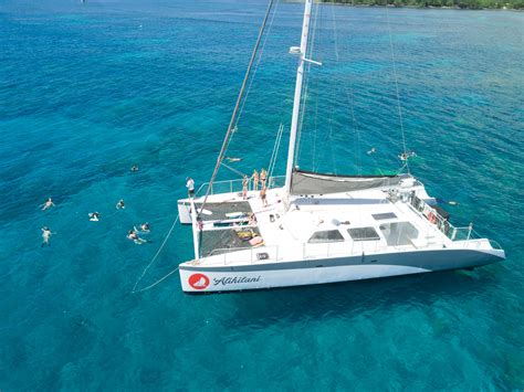 Sail maui - Molokini Snorkel and Performance Sail from Ma'alaea Harbor. 91. Sail aboard a catamaran to Molokini crater, one of Maui’s best snorkel sites. The volcanic atoll off the south coast is a natural marine preserve, home to 250 species of tropical fish. 